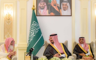 لقاء أمير المدينة مع المواطنين وشيوخ القبائل ومسؤولي الإدارات في ينبع وبدر