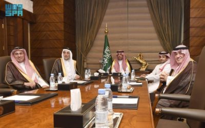 مبادرة جديدة في جدة: محافظ جدة يستعرض «عينك على البحر»