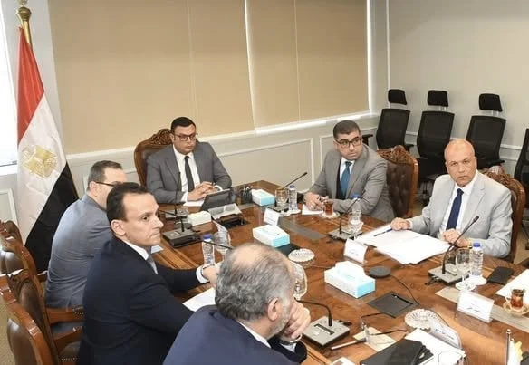 متابعة شاملة من وزير الإسكان لمشروعات التنمية في السويس الجديدة  
الوزير يواصل جولاته التفقدية لمشاريع السويس الجديدة  
تقدم ملموس في مشروعات السويس الجديدة بمتابعة الوزير  
إشراف مباشر من وزير الإسكان على تنفيذ مشروعات السويس الجديدة