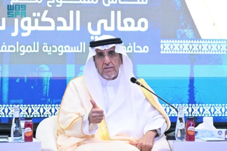محافظ الهيئة السعودية للمواصفات والمقاييس والجودة يزور قطاع الأعمال في منطقة جازان