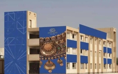 مدارس الذهب والمجوهرات: شروط وتفاصيل التقديم 2025