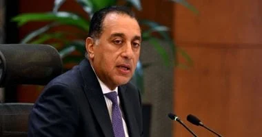 مدبولى يرد على شائعات حرق الحكومة لسنترال رمسيس لبيعه: لا تعليق وغير منطقى