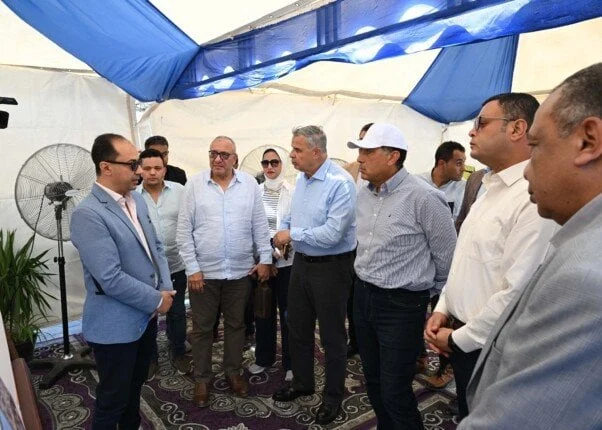 مدبولي يعلن عن تطوير واجهات العقارات على كورنيش الإسكندرية مع الحفاظ على الطابع المعماري