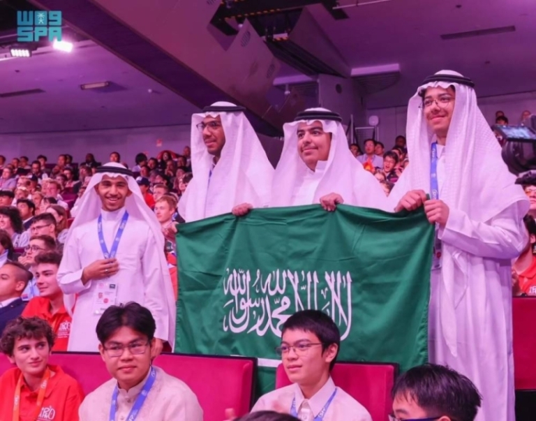 مشاركة مميزة لـ’أخضر الفيزياء’ في الأولمبياد الدولي بفرنسا الجمعة المقبلة