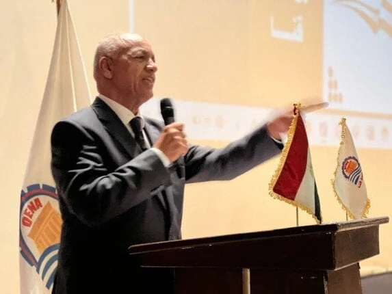 مصطفى بكري يستعرض: ثورة 30 يونيو أنقذت الدولة من الانهيار في ندوة «حكاية شعب» بقنا