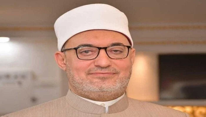 مفتي الجمهورية يقدم تعازيه لأسر ضحايا حريق سنترال رمسيس