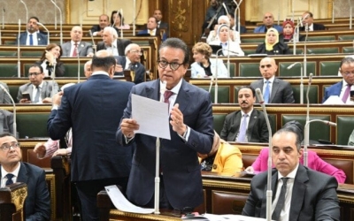 موافقة وزير الصحة على إضافة الصيادلة لنوبتجيات جديدة وعين وجبالي على المالية غدا