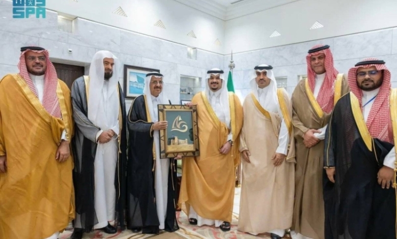 نائب أمير الرياض يحتفي بالفائزين بجائزة حريملاء للتفوق العلمي في دورتها الـ 12