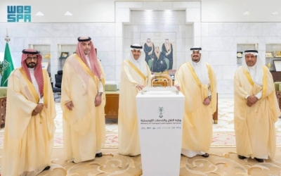 نائب أمير الرياض يطلق بستة مشاريع طرق جديدة في المنطقة بتكلفة 380 مليون ريال.