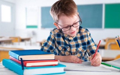 نقيب المدارس الخاصة يسلط الضوء على تفاصيل العام الدراسي الجديد والأقساط المدرسية عبر "رؤيا أخبار"