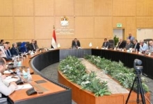 وزير الإسكان يعقد اجتماعًا دوريًا لمتابعة المشروعات السكنية في عدة مدن ومحافظات