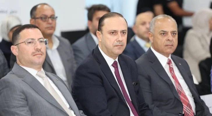 وزير الاتصال الحكومي يطلق حملة توعوية للثقافة المؤسسية في القطاع العام