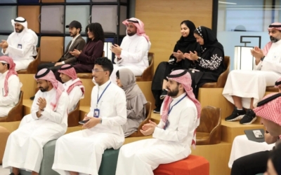 وزير الاتصالات يحضر مناقشة الرياديين حول تسريع الابتكار باستخدام الذكاء الاصطناعي