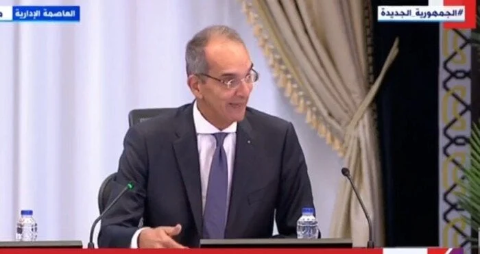 وزير الاتصالات يكشف: هل يعتمد المصريون على سنترال رمسيس فقط؟