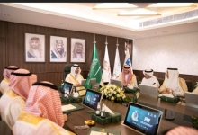 وزير البلديات والإسكان يناقش مع رجال الأعمال في الأحساء تحديات القطاع البلدي.