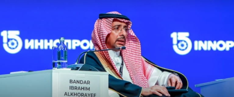 وزير الصناعة: المقومات الاستراتيجية للمملكة تجعلها مركز جذب عالمي للاستثمارات الصناعية.