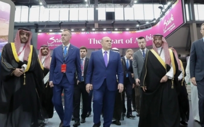 وزير الصناعة والثروة المعدنية يختتم جولته الرسمية في روسيا الاتحادية بنجاح كبير.