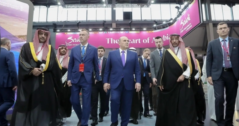 وزير الصناعة والثروة المعدنية يختتم جولته الرسمية في روسيا الاتحادية بنجاح كبير.