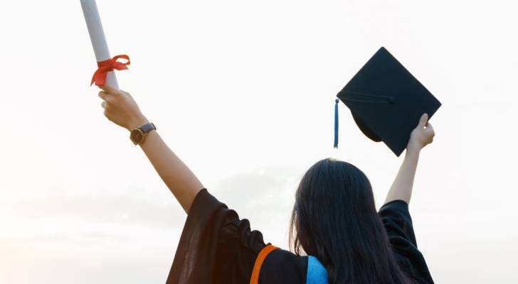 احتلت الطالبة جود الصفدي المركز الأول في التوجيهي بمعدل 99.75% في الفرع العلمي