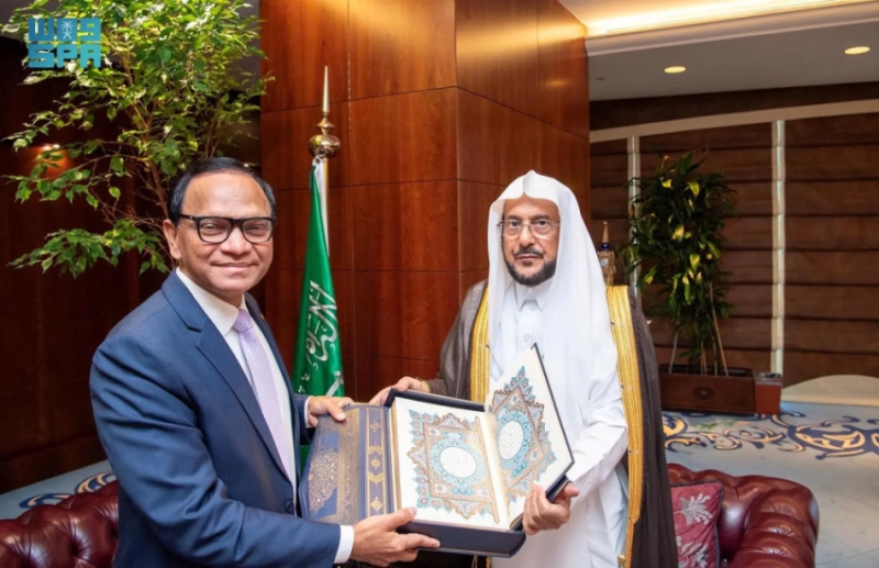 استقبال وزير الشؤون الإسلامية لسفير سريلانكا في المملكة