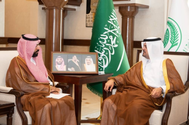 استقبل نائب أمير مكة مدير هيئة الرقابة ومكافحة الفساد