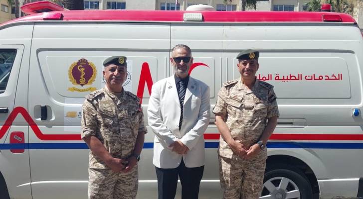 استلام سيارات إسعاف لدعم مرضى غزة من منظمة "خِدمت" الباكستانية