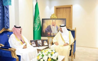 الأمير جلوي بن عبدالعزيز يستلم تقريرًا شاملًا حول المدينة الصناعية الجديدة بنجران.