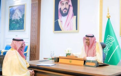 الأمير حسام بن سعود يتفقد أنشطة العمل والمناشط الصيفية بجامعة الباحة