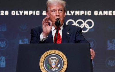 الرئيس الأمريكي يفرض رسوماً إضافية بنسبة 25% على جميع الواردات القادمة من الهند.