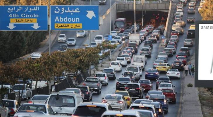 السير تحذر: سلوكيات خاطئة أثناء الازدحامات المرورية