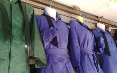 انخفاض مرتقب في أسعار الزي المدرسي والمنافسة توفر خيارات متعددة للأهالي