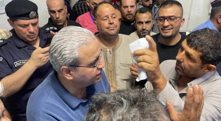 بدور يحقق نجاحًا ملحوظًا في أول اختبار بمستشفى الزرقاء الحكومي