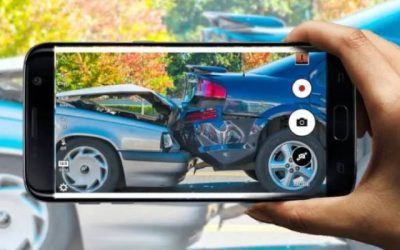 تحذير مروري: التصوير أثناء القيادة يمثل خطراً أخلاقياً ومرورياً كبيراً