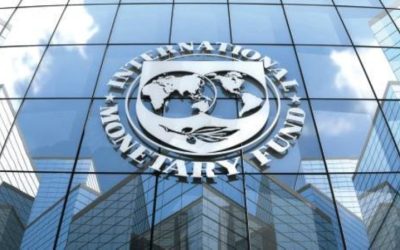 تحسن سوق العمل واستقرار مستويات الدَّين مع القدرة على مواجهة التضخم الاقتصادي.