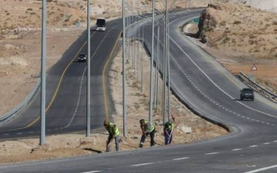 تحسينات كبيرة في طريق النقب: إضافة طبقة ثالثة من الإسفلت وإنارة حديثة ومواد مقاومة للتشققات