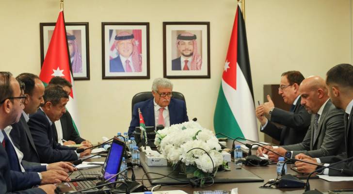 تسريع إجراءات ترخيص مطار عمان المدني بقرار من وزير النقل