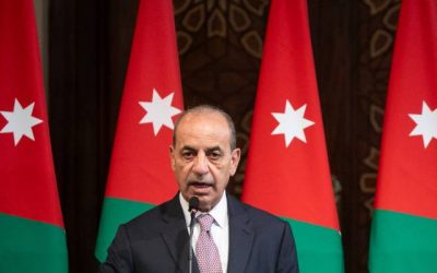 تفقد وزير الإدارة المحلية الخدمات في بلديتي الفحيص وماحص ووجه بتسريع التحول الرقمي