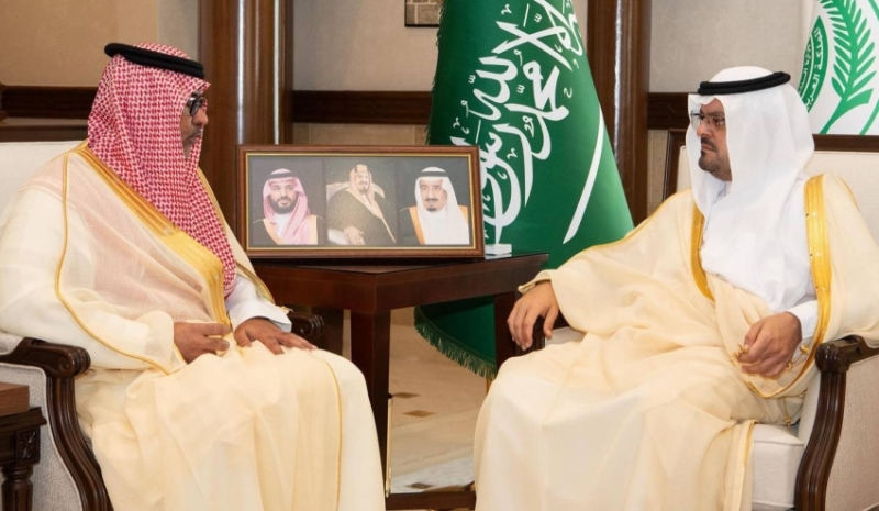 تقرير «وطني الرقابة» يصل إلى نائب أمير مكة