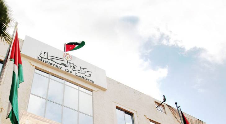 حظر العمل من 12 ظهراً حتى 4 مساءً لأعمال محددة في زمن موجة الحر