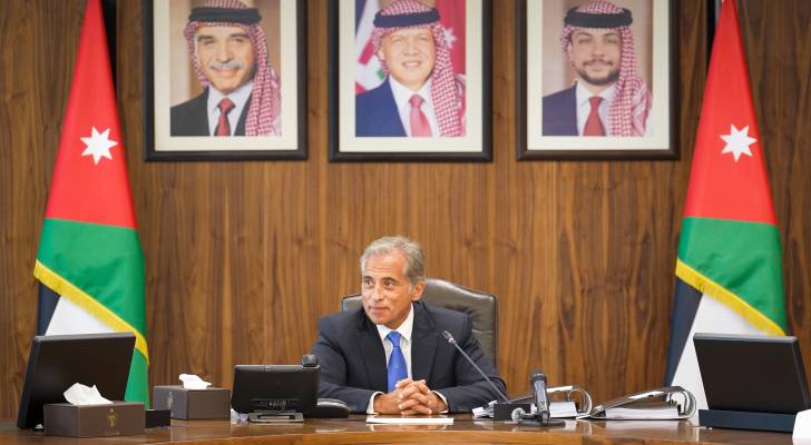 رئيس الوزراء يؤكد في جلسته الأولى بعد التعديل الوزاري: وقتنا جميعاً حق للأردن والأردنيين