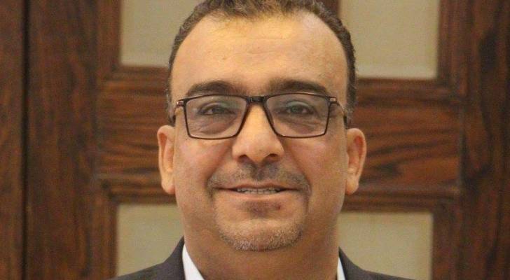 رحيل الصحفي جهاد أبو بيدر بعد صراع مرير مع المرض
إعلامي بارز فقد حياته بعد معاناة طويلة مع المرض
جهاد أبو بيدر يترك بصمة مؤلمة في الوسط الإعلامي بعد وفاته
أزمة صحية تنهي حياة الصحفي جهاد أبو بيدر
فقدان جهاد أبو بيدر: صحفي متميز يغادرنا بعد معاناة