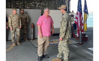 رسو السفينة الحربية «كانبيرا» في ميناء الشعيبة