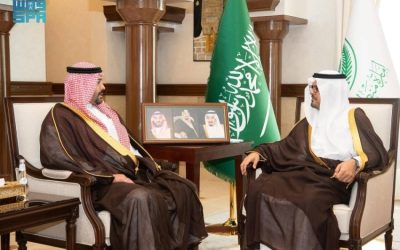 سعود بن مشعل يستعرض إنجازات الموارد البشرية وبنك التنمية