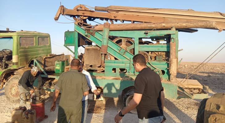 ضبط حفارة آبار مخالفة في البادية الشرقية