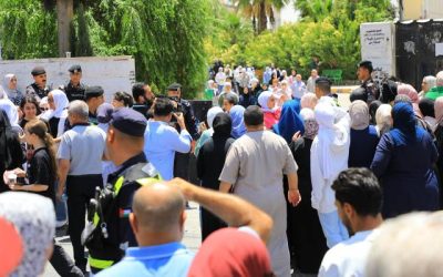 طلبة توجيهي السنة الأولى يصفون امتحان اللغة الإنجليزية بالتحدي والسهولة