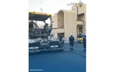 فرق الأشغال تواصل جهودها لتحديث البنية التحتية للطرق في عدة مناطق