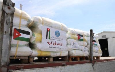 قافلة أردنية تضم 85 شاحنة تصل غزة