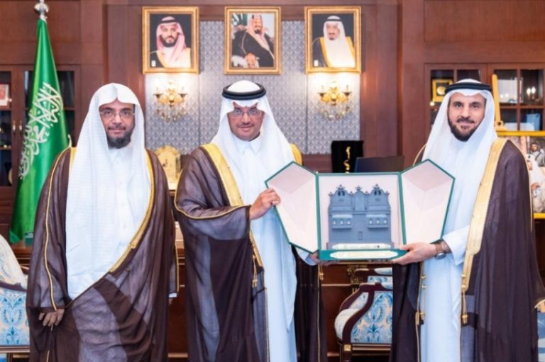 محافظ الأحساء يبرز أهمية الأوقاف في تطوير القطاع الوقفي بالمملكة