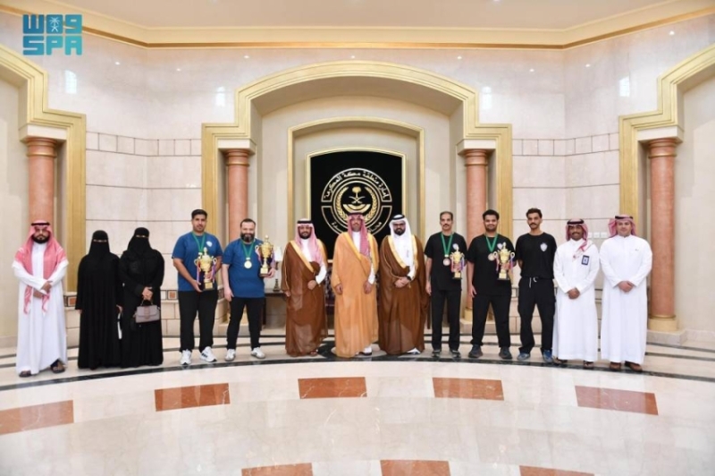 نائب أمير مكة يشهد توقيع مذكرات استراتيجية بين السجون والجامعات