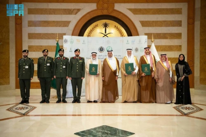نائب أمير مكة يوقع مذكرات تعاون استراتيجية مع الجامعات